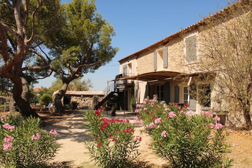 La Bergerie De Cigalon Bed & Breakfast Mouries Exterior photo